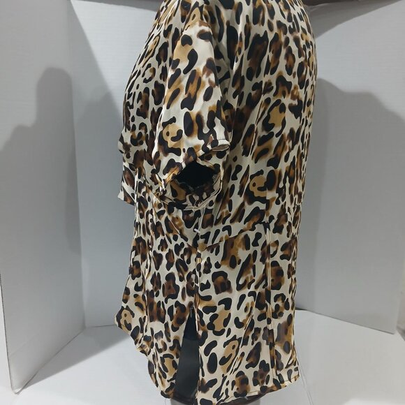 Agora Women's Cheetah Top Short Sleeve side zip Blouse Size XL - Picture 12 of 12